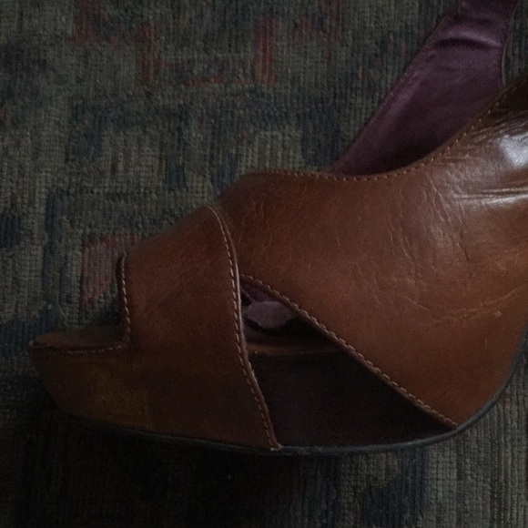 Steve Madden X Revolve leather Cognac platform sling back heels 8 - Picture 10 of 12